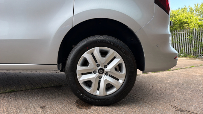 Renault Kangoo L1 Diesel ML19 Blue dCi 95 Extra Van - Image 17